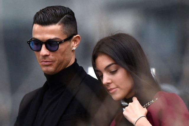 Football world consoles Ronaldo over newborn son’s death